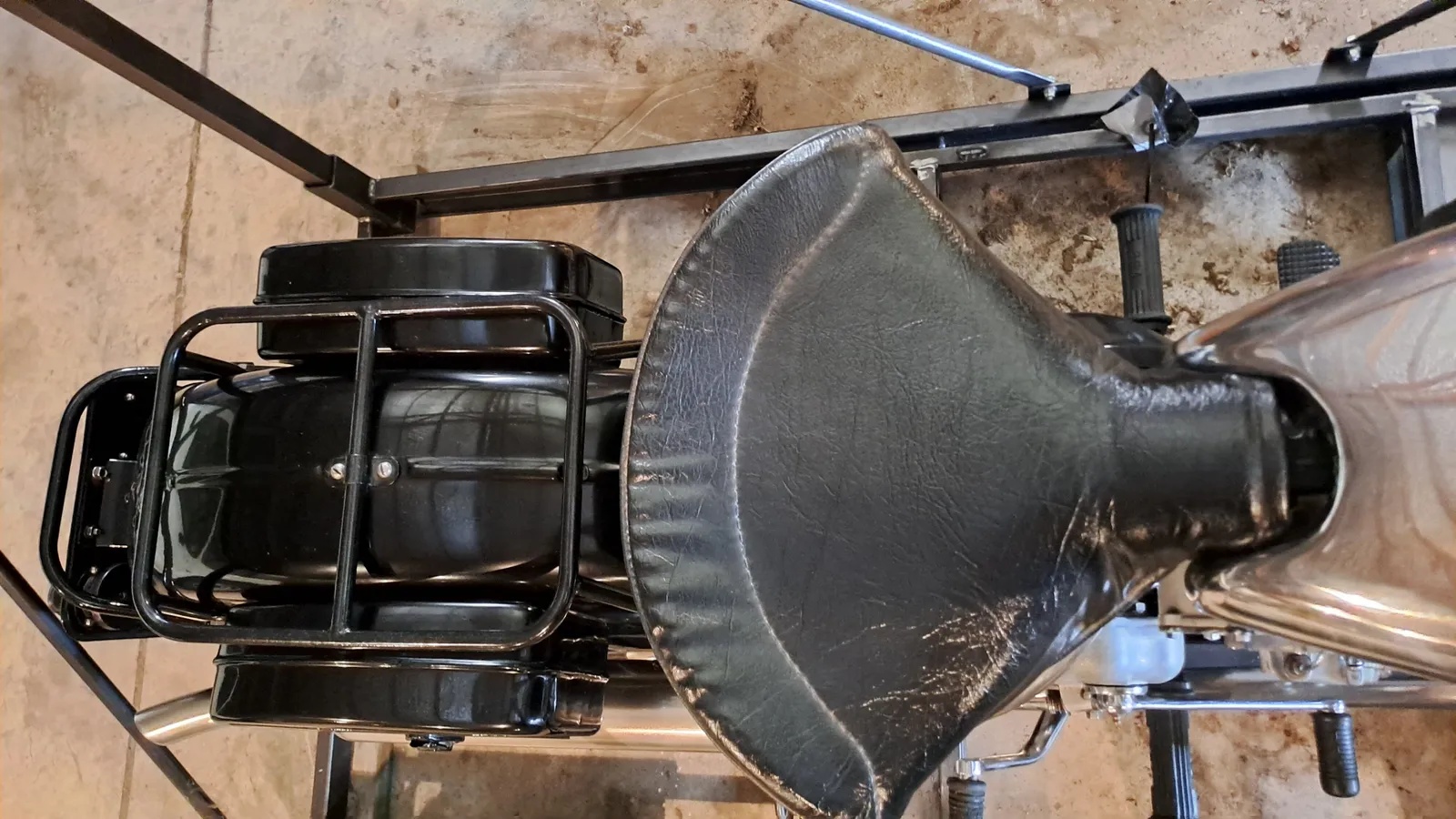 Bsa-All-models-1936-Red-Black-11