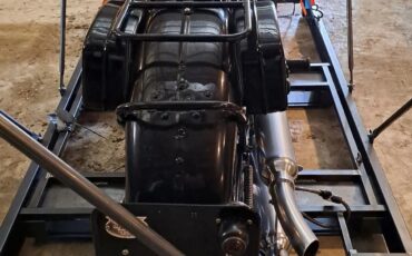 Bsa-All-models-1936-Red-Black-9