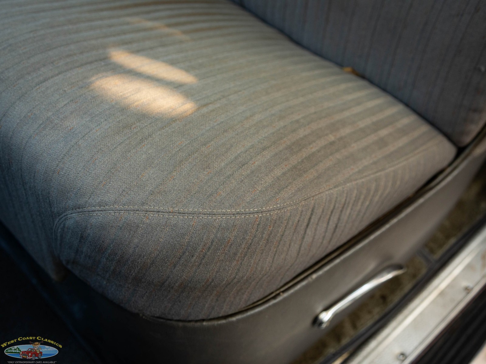 Buick-248-CID-8-cyl-Super-4-Door-Sedan-1947-4-Door-Sedan-28