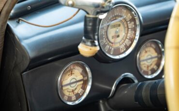 Buick-248-CID-8-cyl-Super-4-Door-Sedan-1947-4-Door-Sedan-34