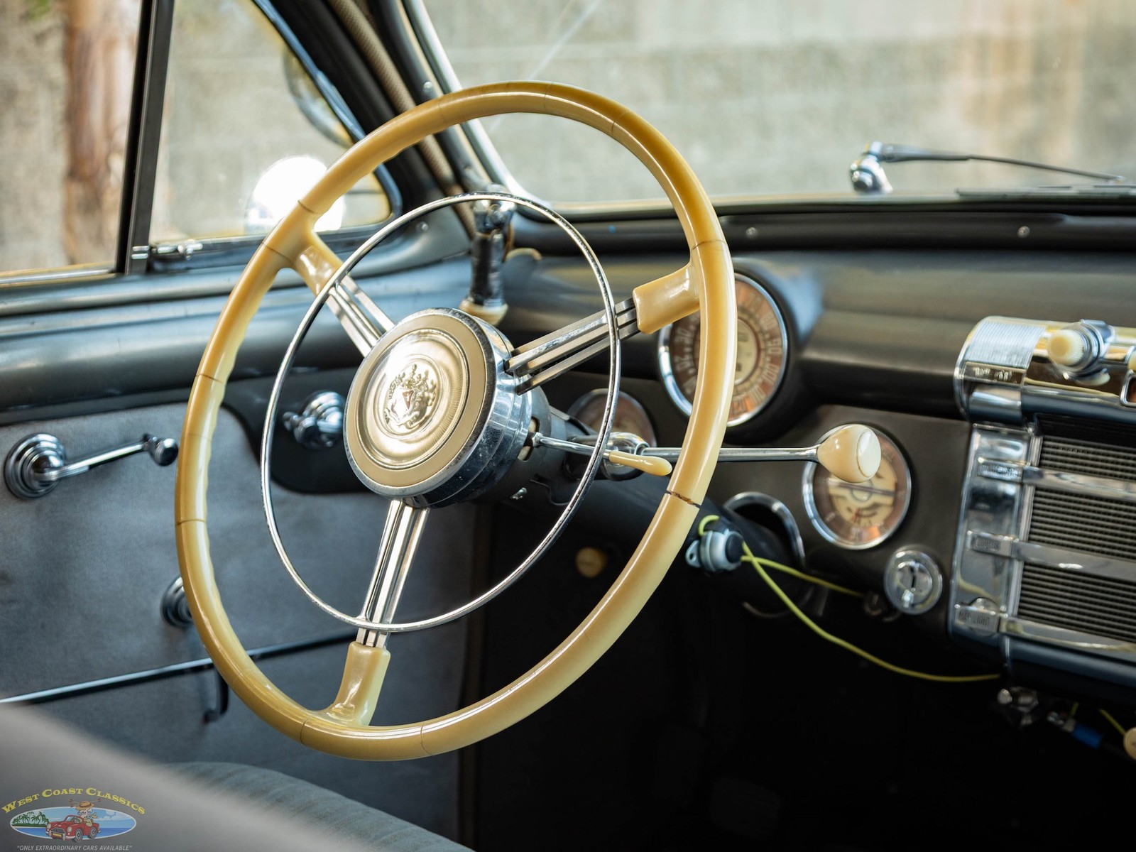 Buick-248-CID-8-cyl-Super-4-Door-Sedan-1947-4-Door-Sedan-39