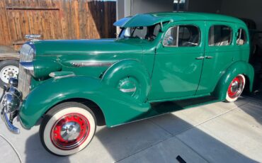 Buick-4-door-seda-1936-Sedan-14