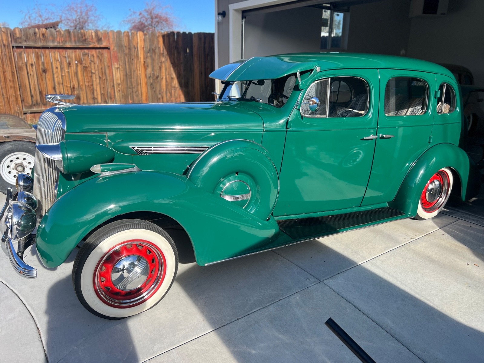 Buick-4-door-seda-1936-Sedan-14