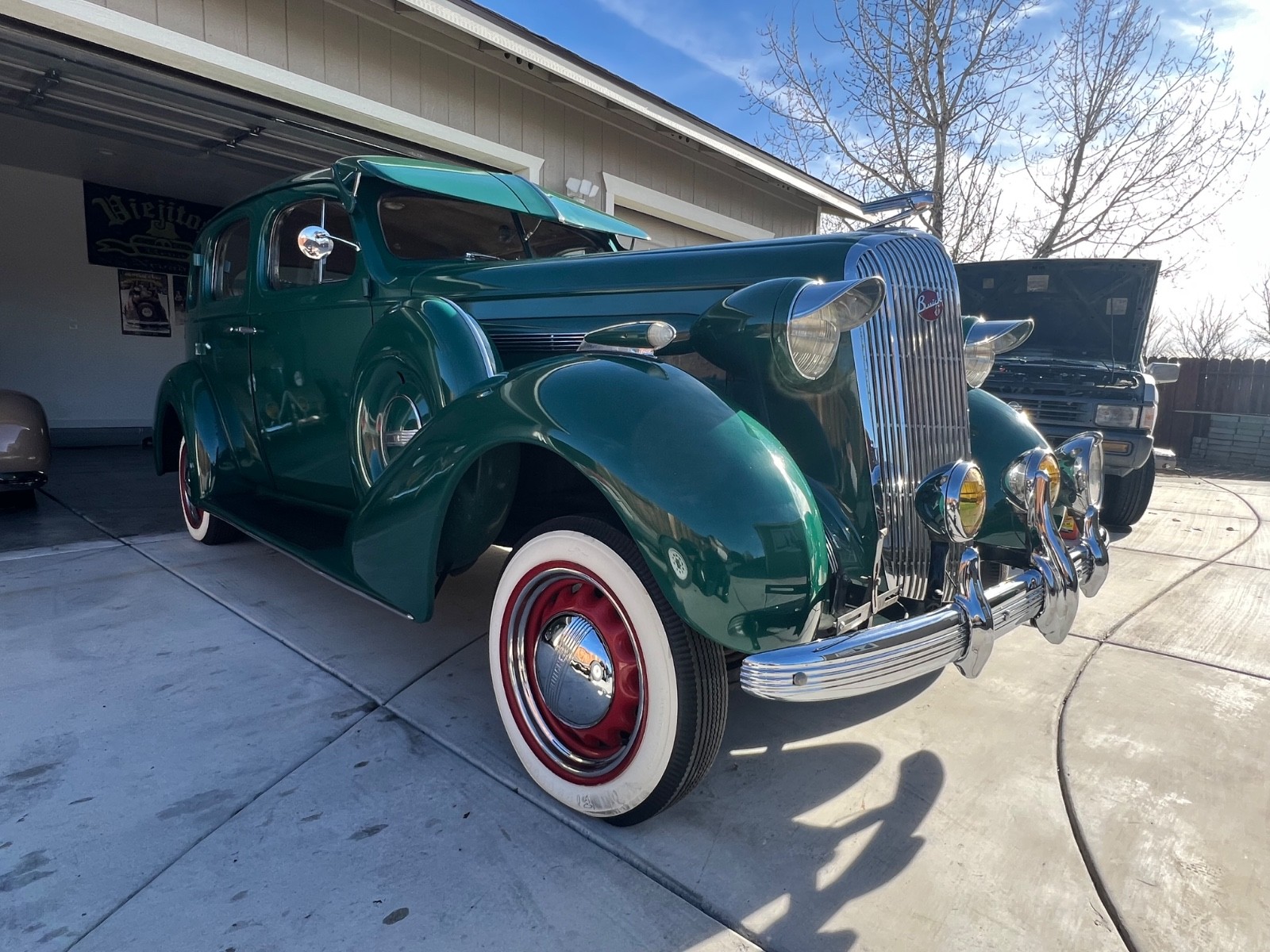 Buick-4-door-seda-1936-Sedan-17