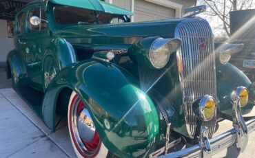 Buick-4-door-seda-1936-Sedan-2