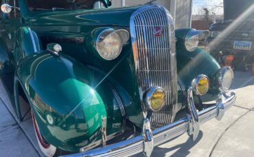 Buick-4-door-seda-1936-Sedan-25