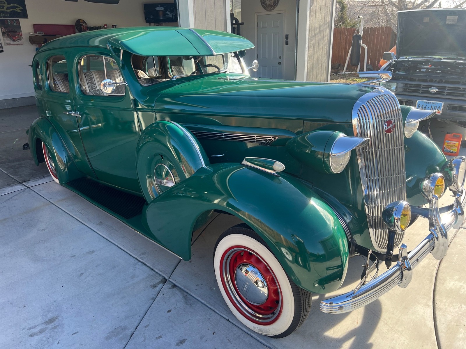 Buick-4-door-seda-1936-Sedan-4