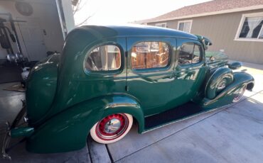 Buick-4-door-seda-1936-Sedan-5