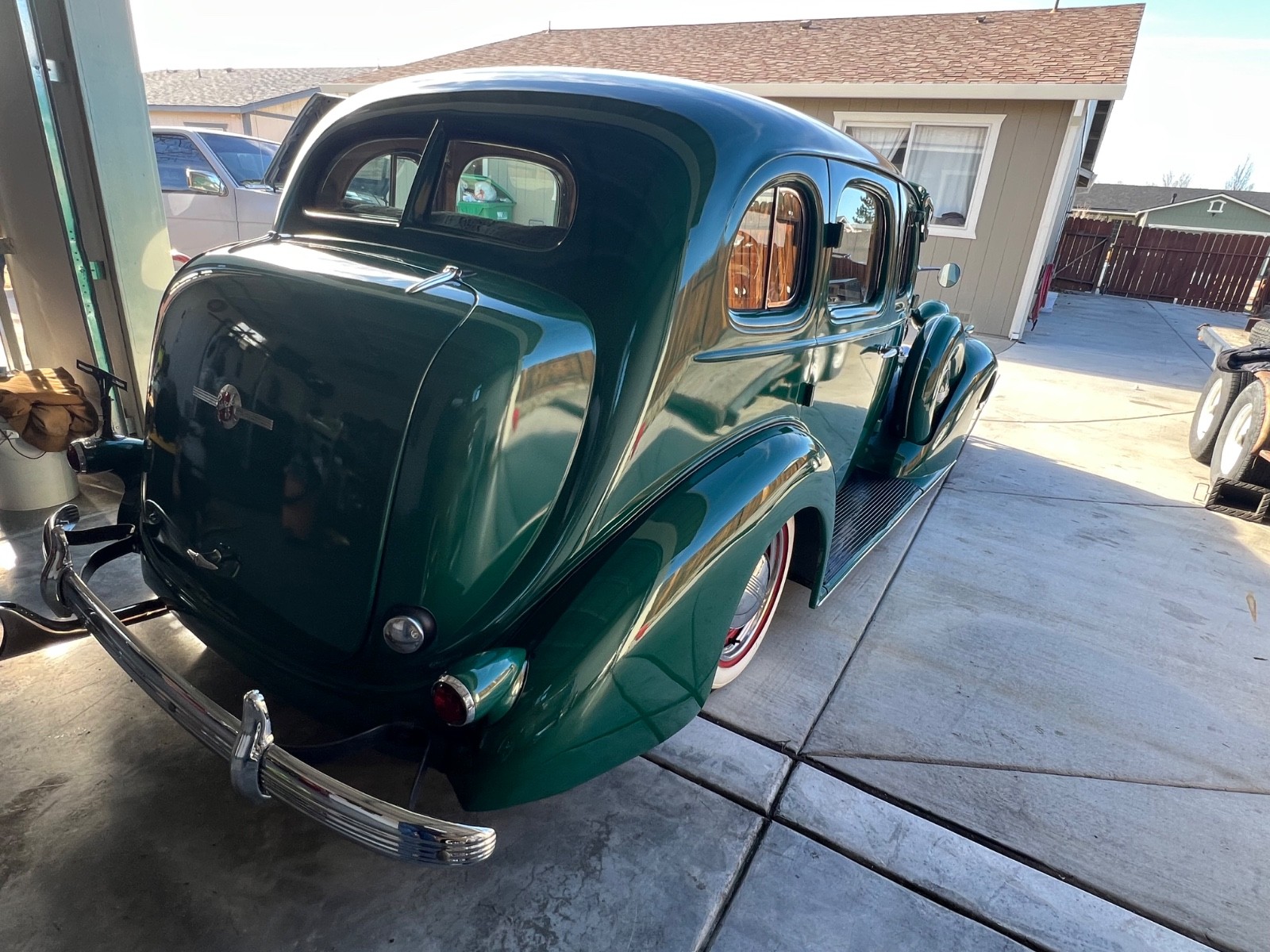 Buick-4-door-seda-1936-Sedan-6