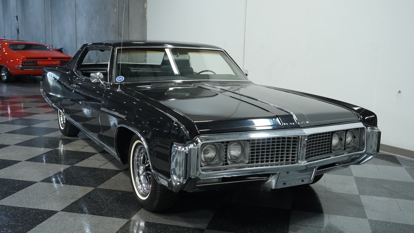 Buick-Electra-1969-Coupe-14