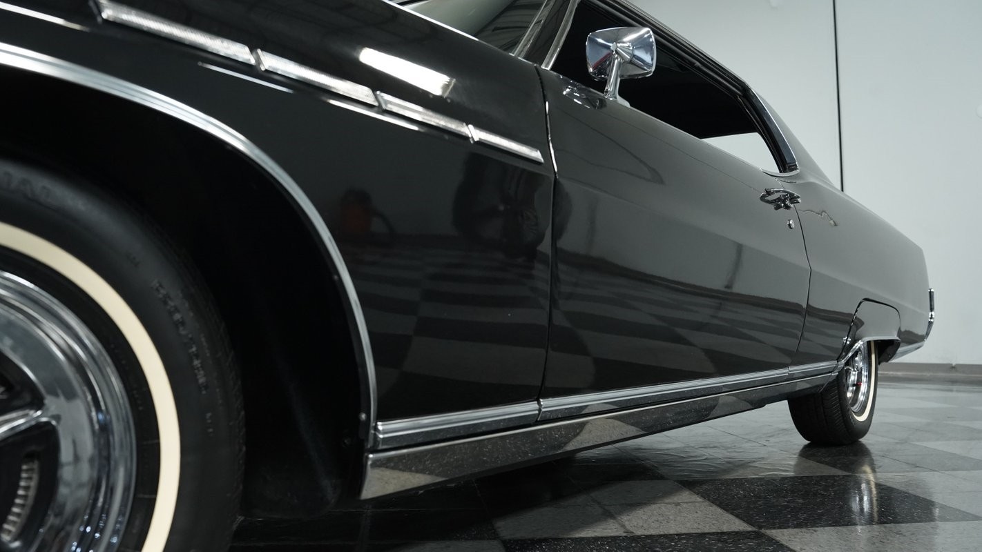 Buick-Electra-1969-Coupe-19