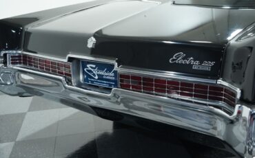 Buick-Electra-1969-Coupe-22