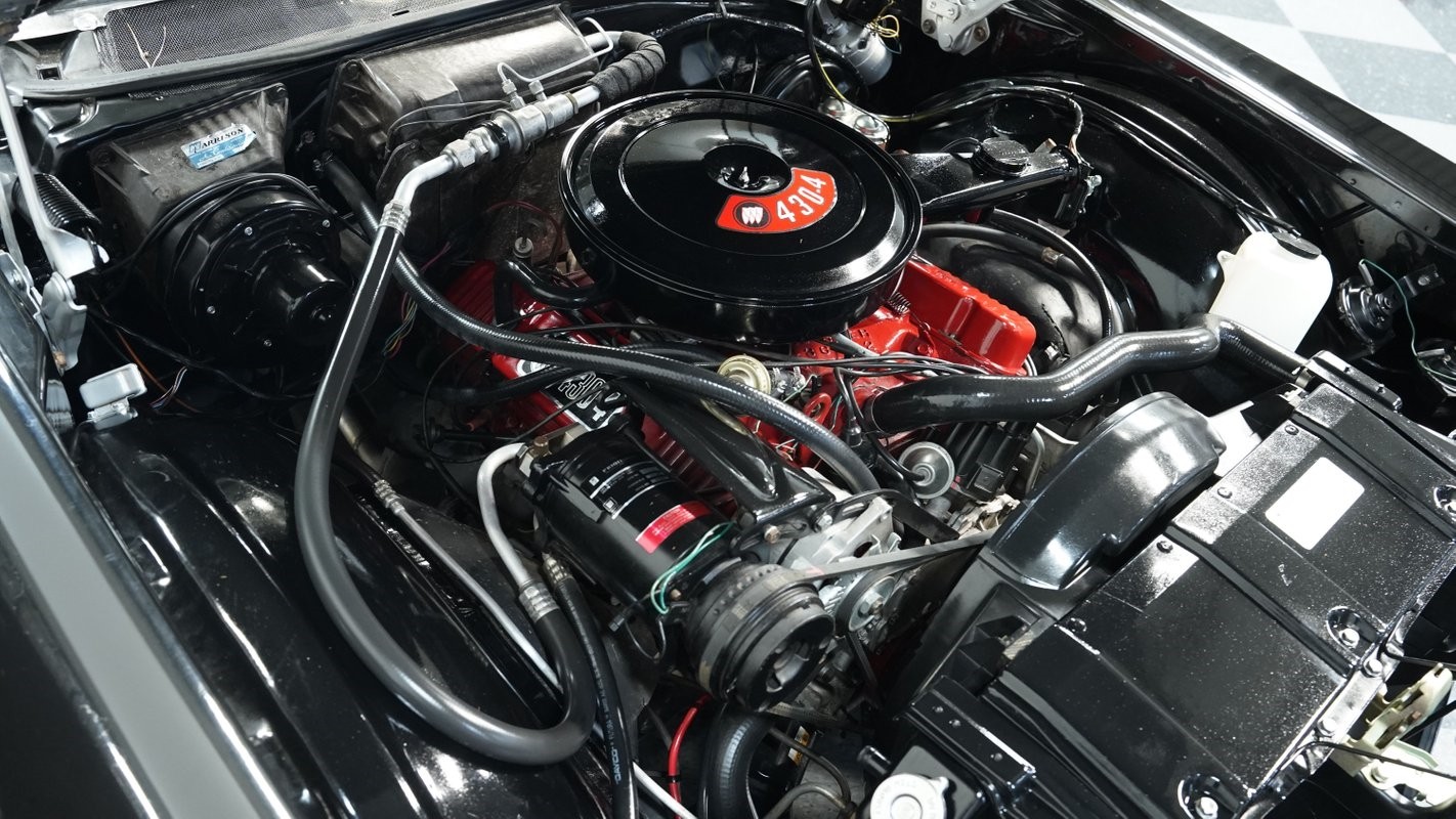 Buick-Electra-1969-Coupe-28