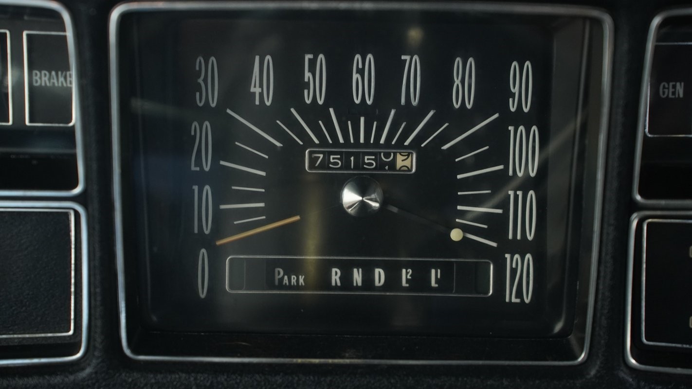 Buick-Electra-1969-Coupe-35