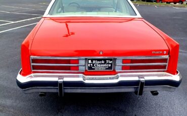 Buick-Electra-1977-Deluxe-15