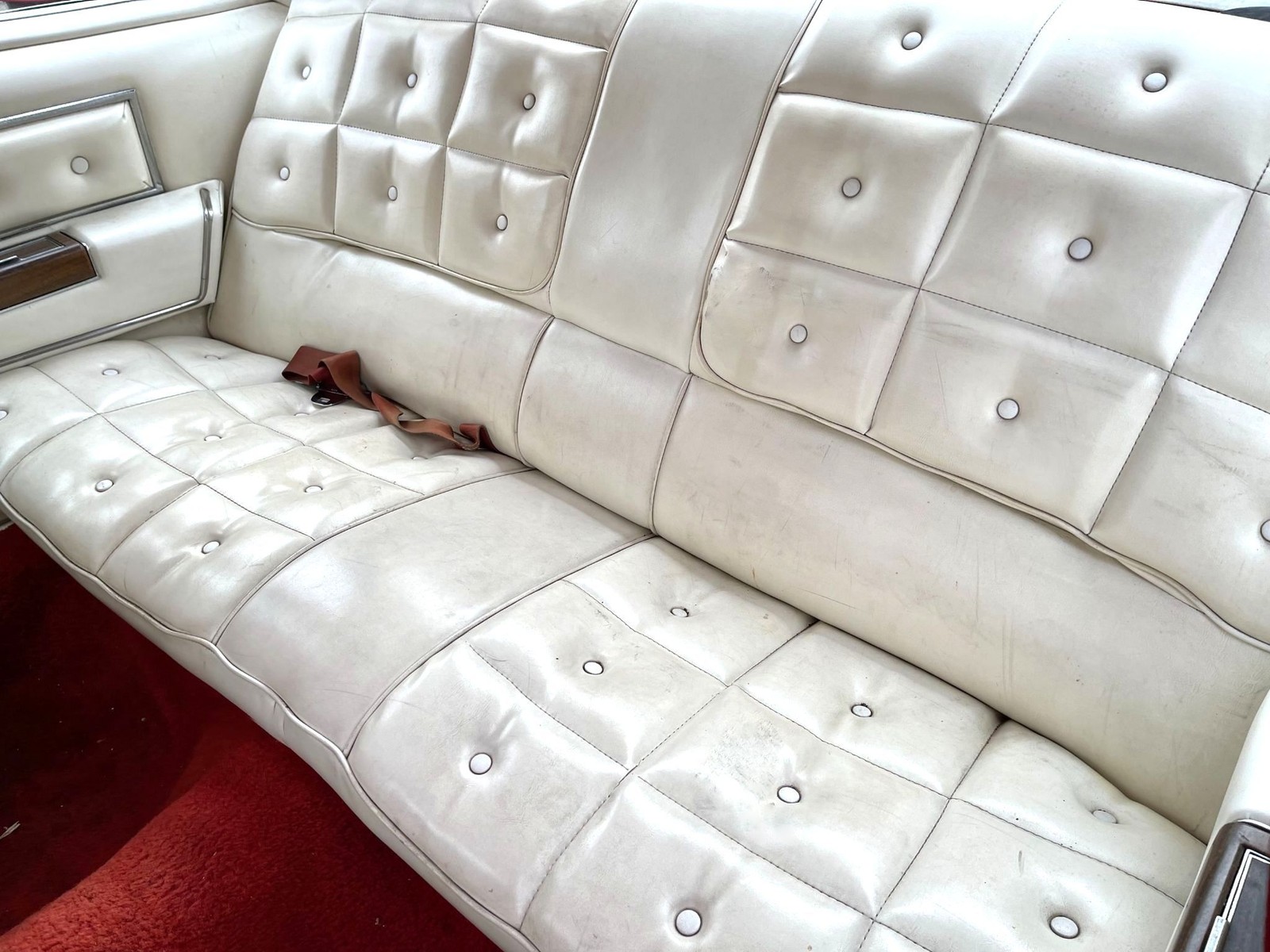 Buick-Electra-1977-Deluxe-23