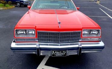 Buick-Electra-1977-Deluxe-4