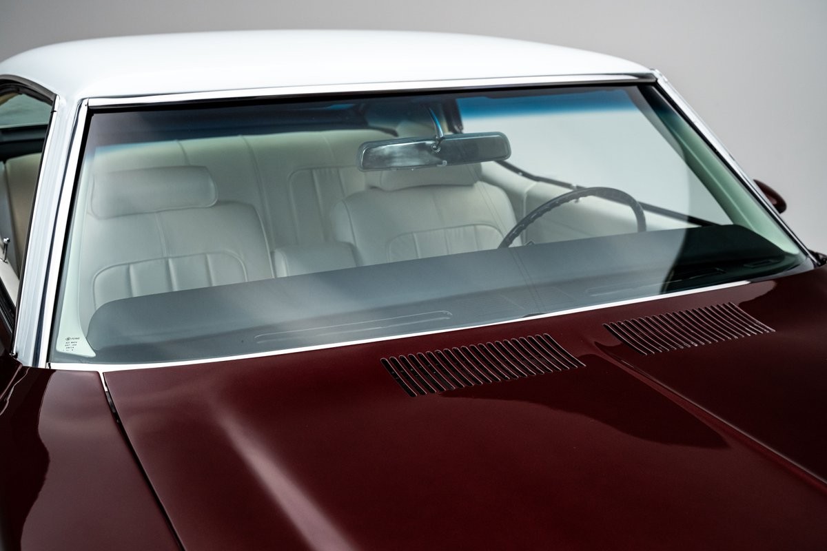 Buick-GS-1970-Hardtop-11