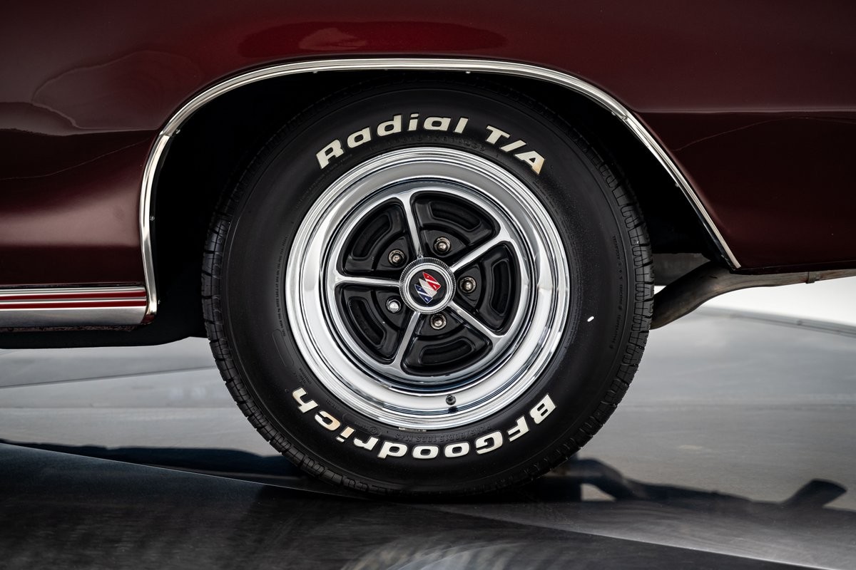 Buick-GS-1970-Hardtop-37