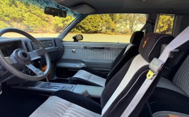 Buick-Grand-National-1986-Coupe-12