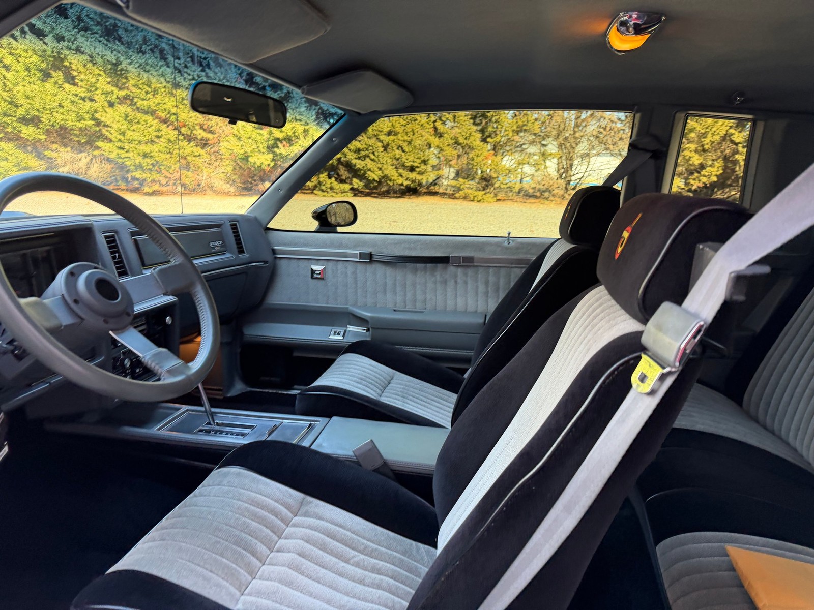 Buick-Grand-National-1986-Coupe-12