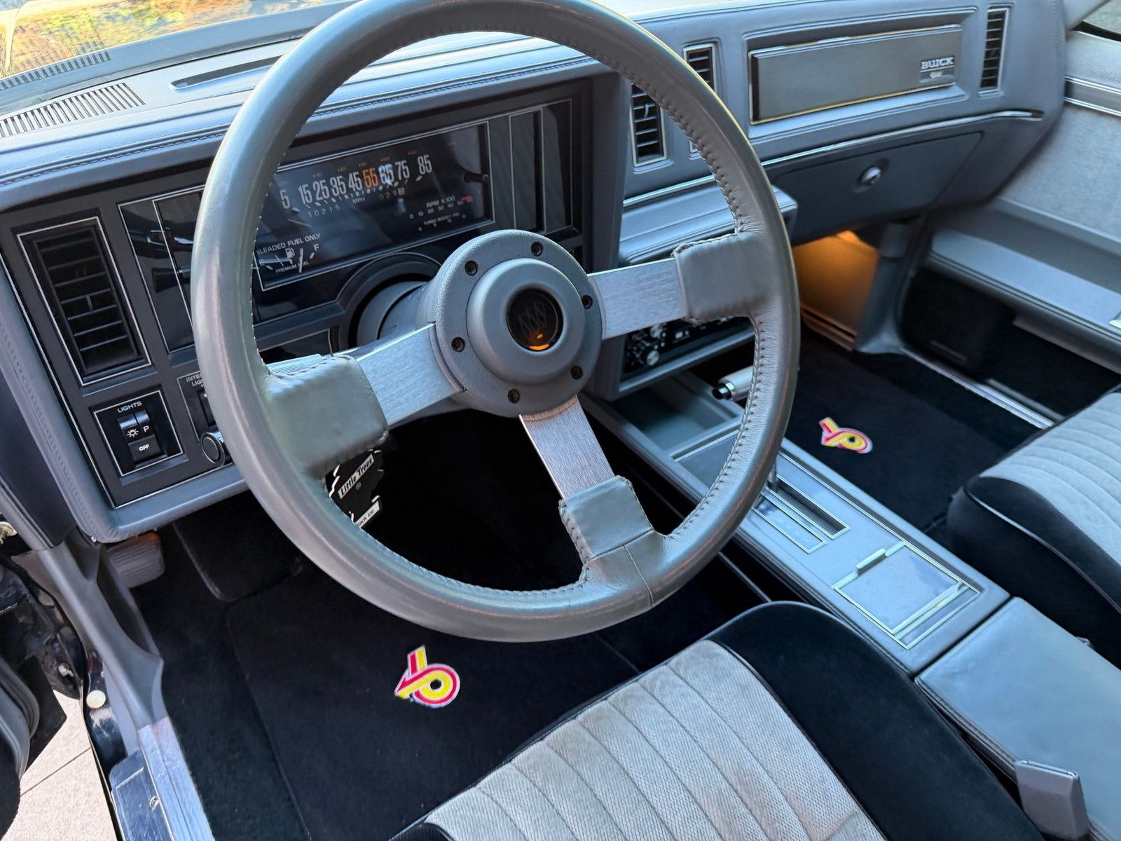 Buick-Grand-National-1986-Coupe-24