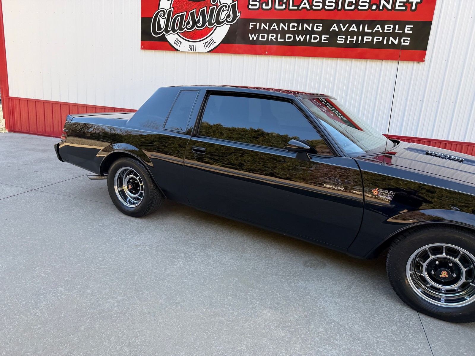 Buick-Grand-National-1986-Coupe-39