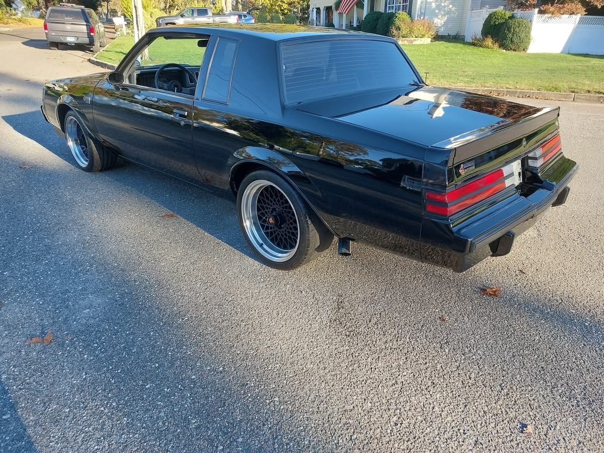 Buick-Grand-National-1987-American-Muscle-Car-16