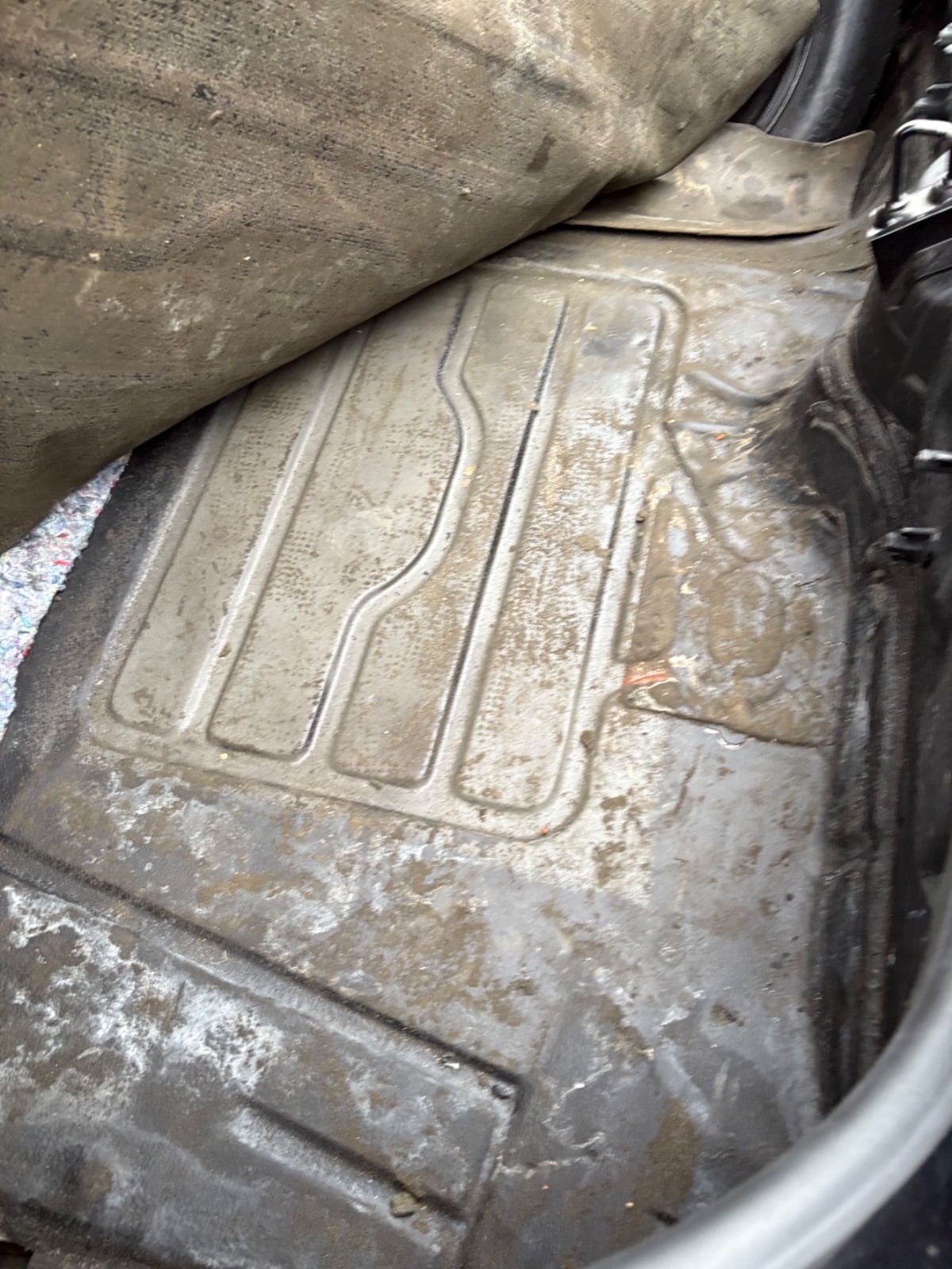 Buick-Grand-National-1987-American-Muscle-Car-19