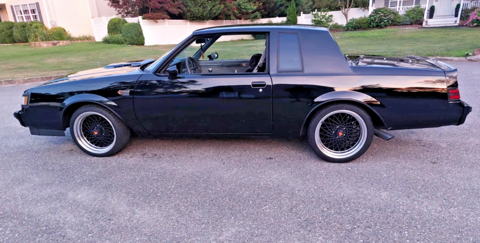 Buick-Grand-National-1987-American-Muscle-Car-8