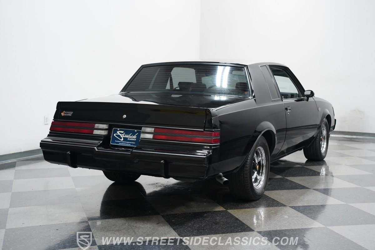Buick-Grand-National-1987-Coupe-11