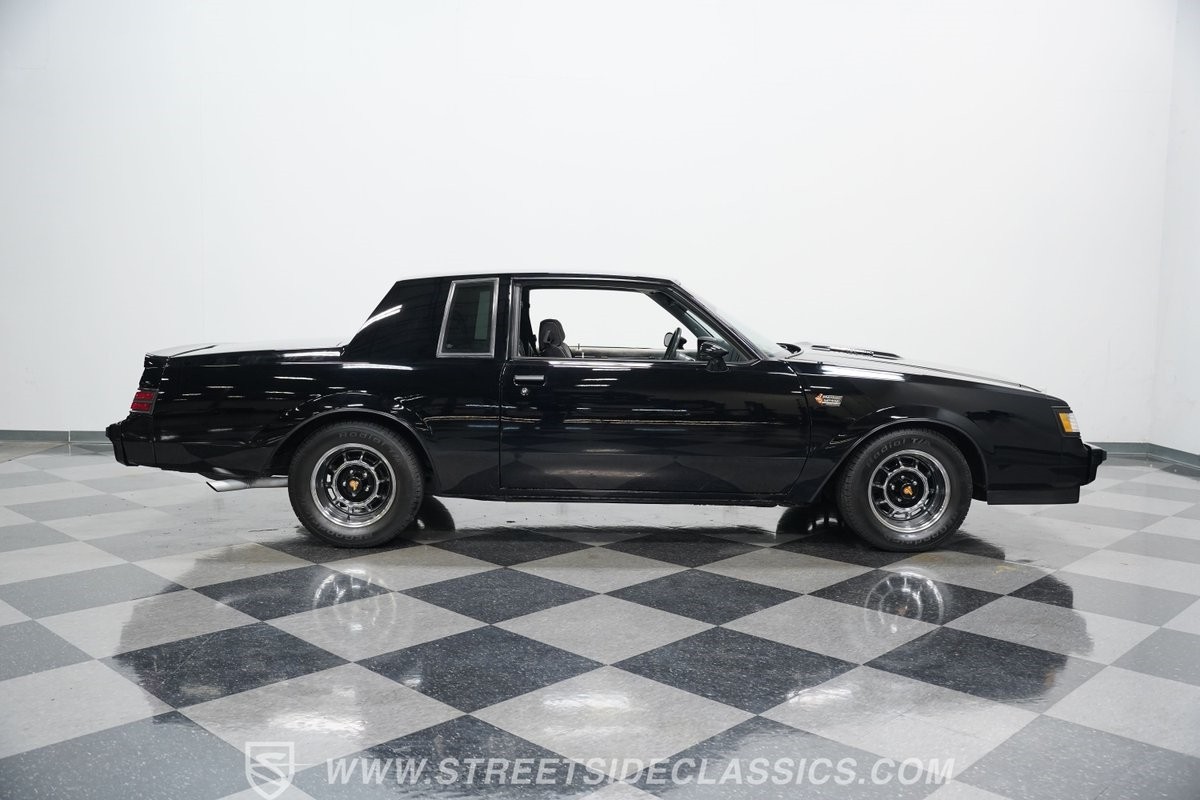 Buick-Grand-National-1987-Coupe-14