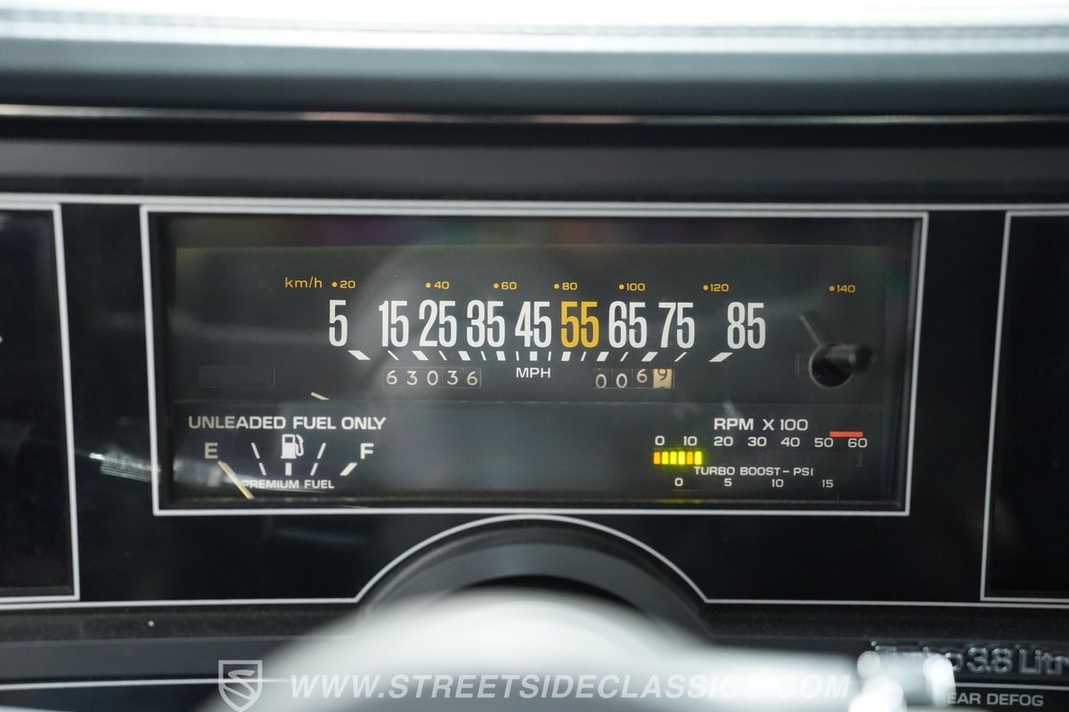 Buick-Grand-National-1987-Coupe-39