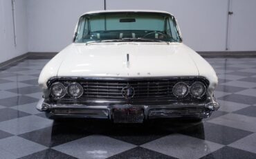 Buick-Invicta-1961-Hardtop-14