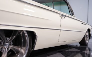 Buick-Invicta-1961-Hardtop-21