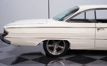 Buick-Invicta-1961-Hardtop-22