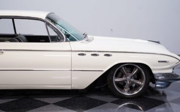 Buick-Invicta-1961-Hardtop-23