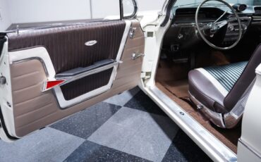 Buick-Invicta-1961-Hardtop-27