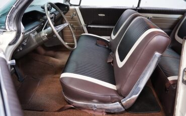 Buick-Invicta-1961-Hardtop-28