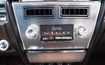 Buick-Invicta-1961-Hardtop-32