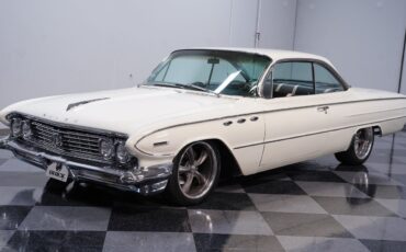 Buick-Invicta-1961-Hardtop-5