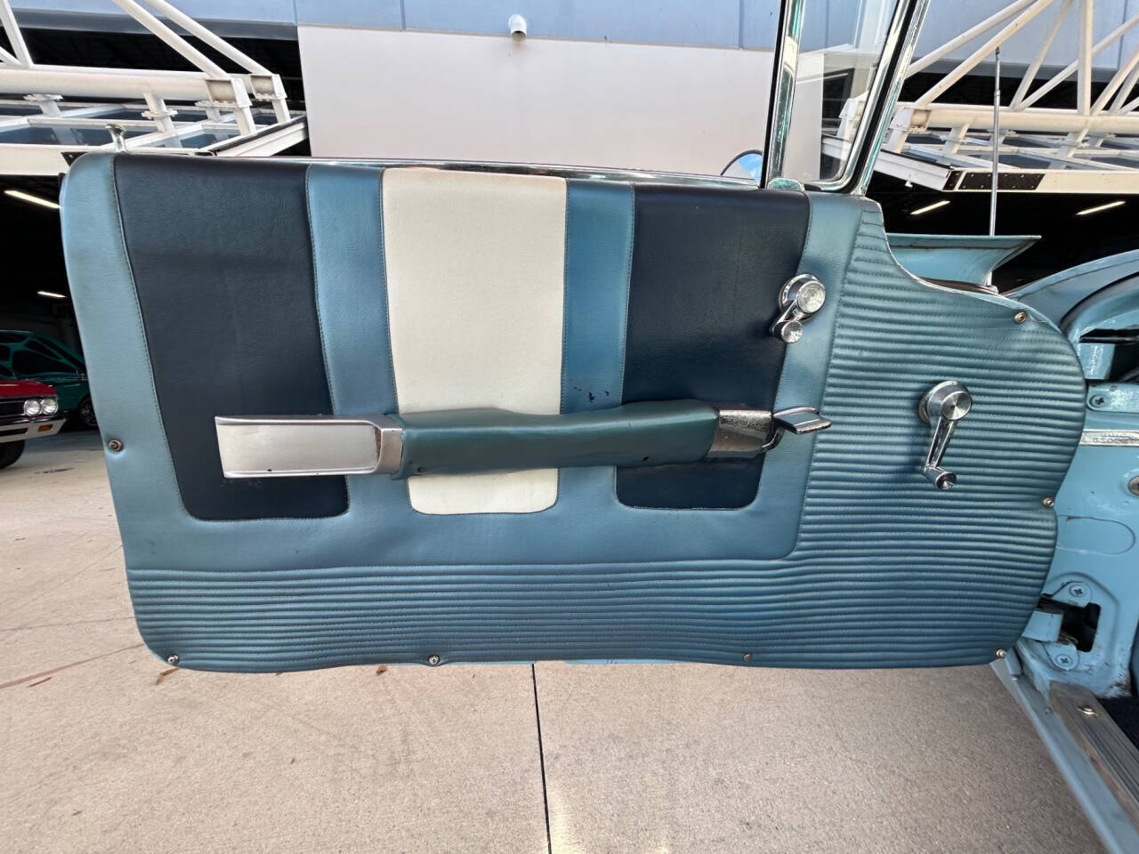 Buick-LeSabre-1960-Wagon-24