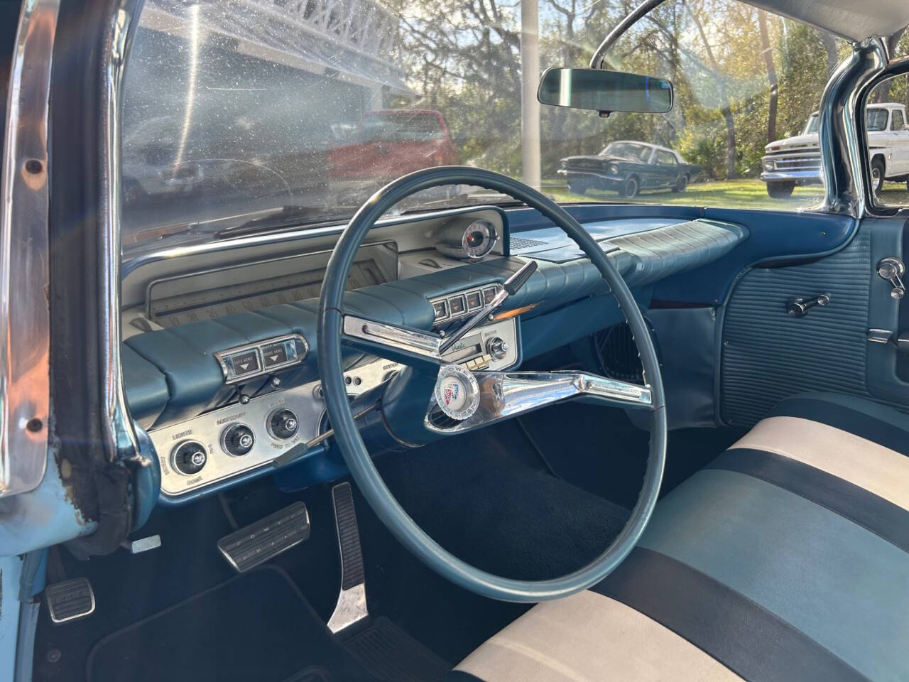 Buick-LeSabre-1960-Wagon-25