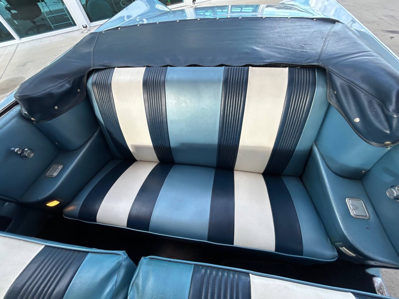 Buick-LeSabre-1960-Wagon-28