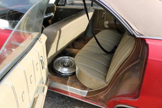 Buick-LeSabre-1968-Sedan-17