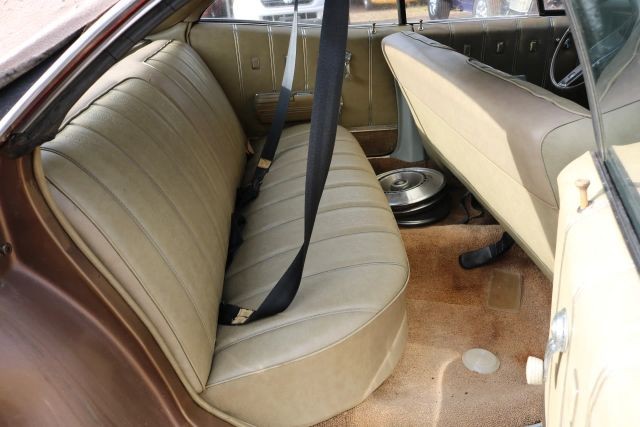 Buick-LeSabre-1968-Sedan-24