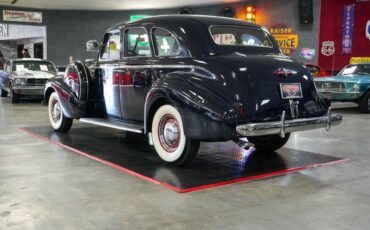 Buick-Other-1940-Dark-Blue-Tan-20
