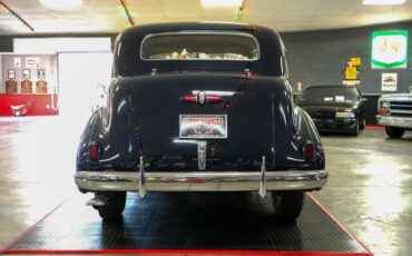 Buick-Other-1940-Dark-Blue-Tan-21