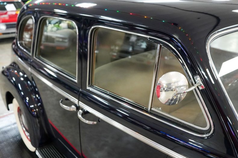 Buick-Other-1940-Dark-Blue-Tan-28
