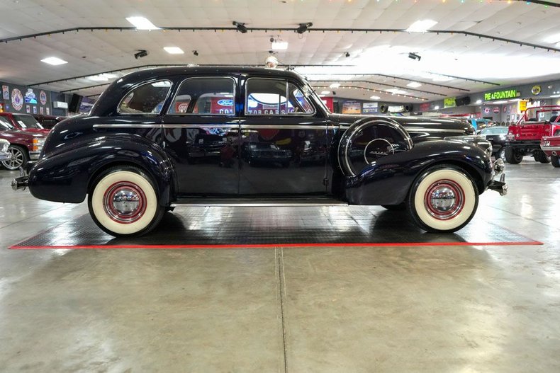 Buick-Other-1940-Dark-Blue-Tan-3